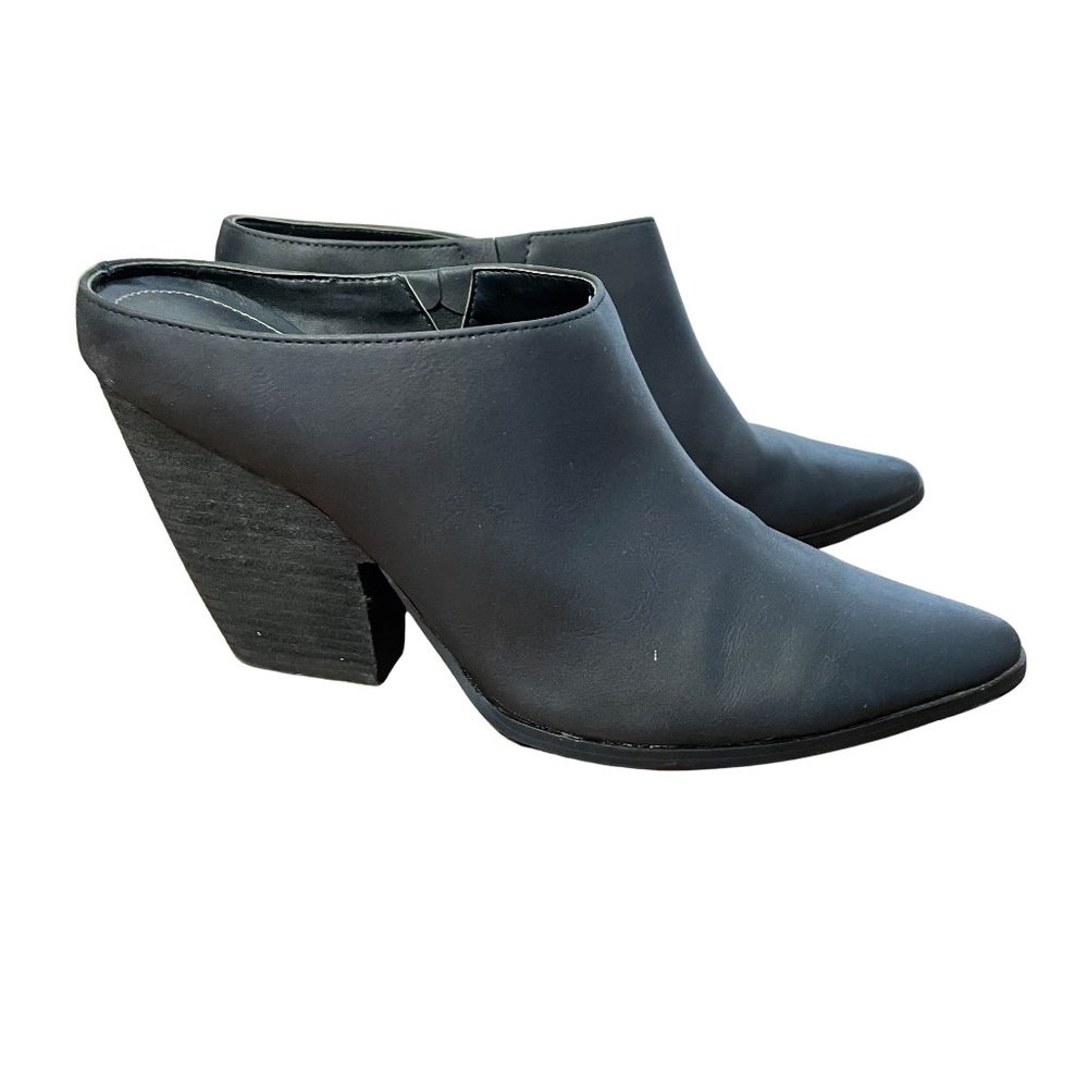 charles by charles david | Black Pointed Toe Wedg… - image 1